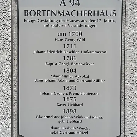Апартаменты Im Bortenmacherhaus Нойбург-ан-дер-Донау